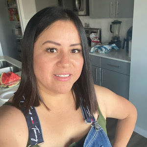 Meet your Posher, Yessica